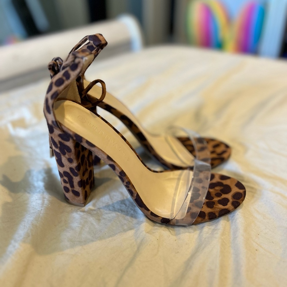 Cheetah Leopard Print heels